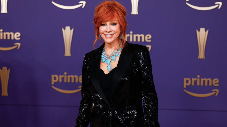 Is Reba McEntire Deaf? Here’s What You Need to Know About Her Hearing